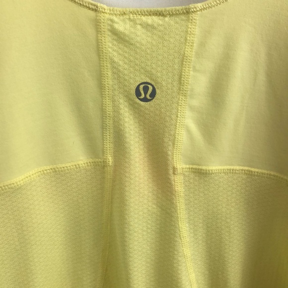 Lululemon Sunrise  tank 4 - Picture 4 of 5
